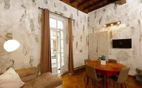 Elegante Appartamento Nel Cuore Di Torino