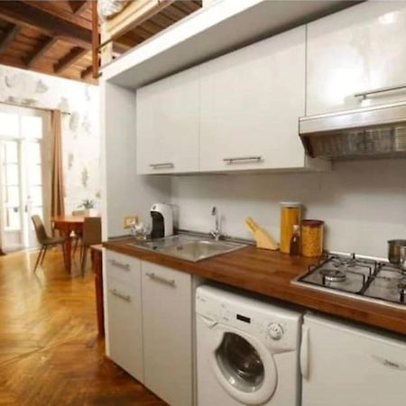 Elegante Appartamento Nel Cuore Di Torino Exterior foto
