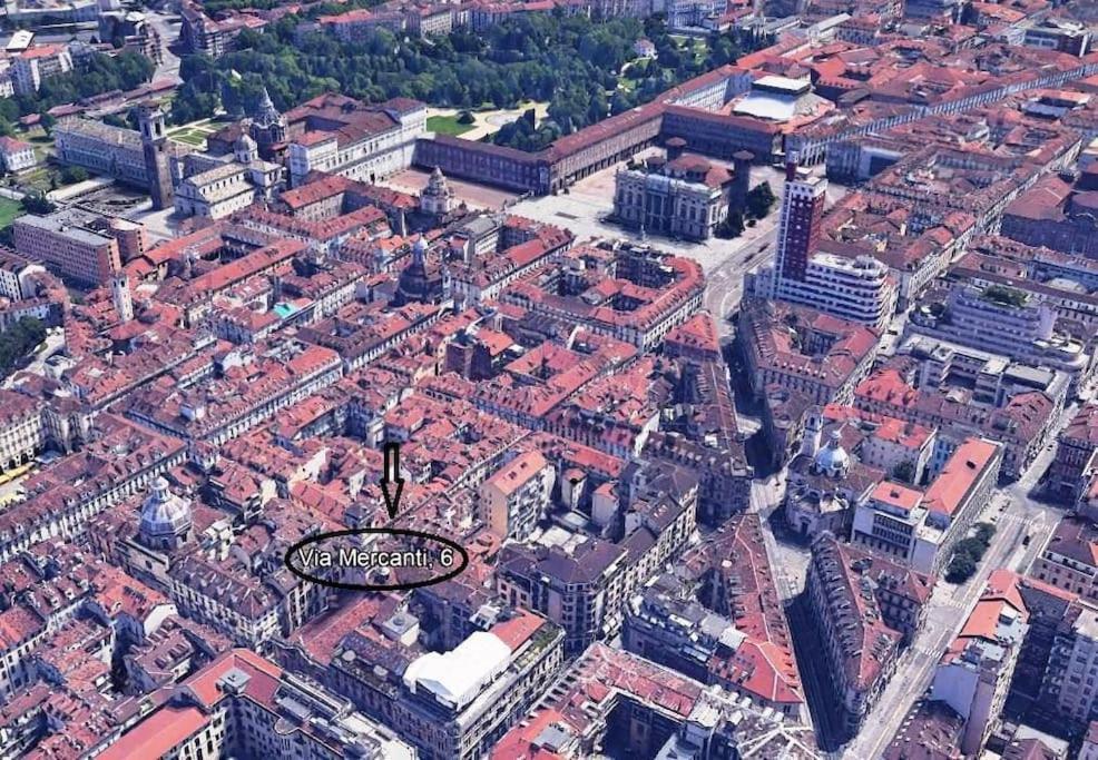 Elegante Appartamento Nel Cuore Di Torino Exterior foto